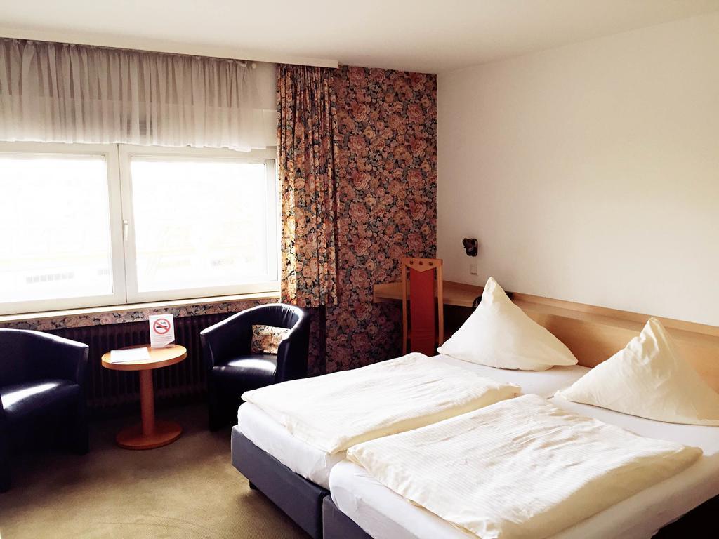 Hotel Imperial Βούρπεταλ Εξωτερικό φωτογραφία